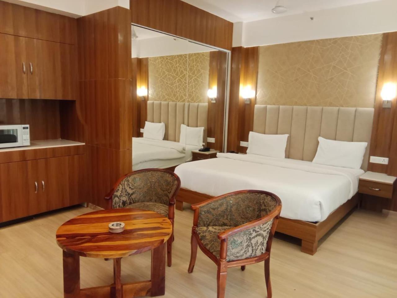 Hotel The Grace Residency, Lucknow Exterior foto